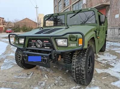 老板开80万的东风猛士通勤,员工看到内饰后都以为公司破产了